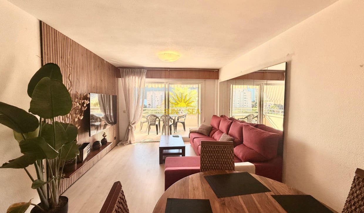 2 bedroom Apartment for holiday rental in Alicante / Alacant city with pool garage - € 1,550 (Ref: 10101189)