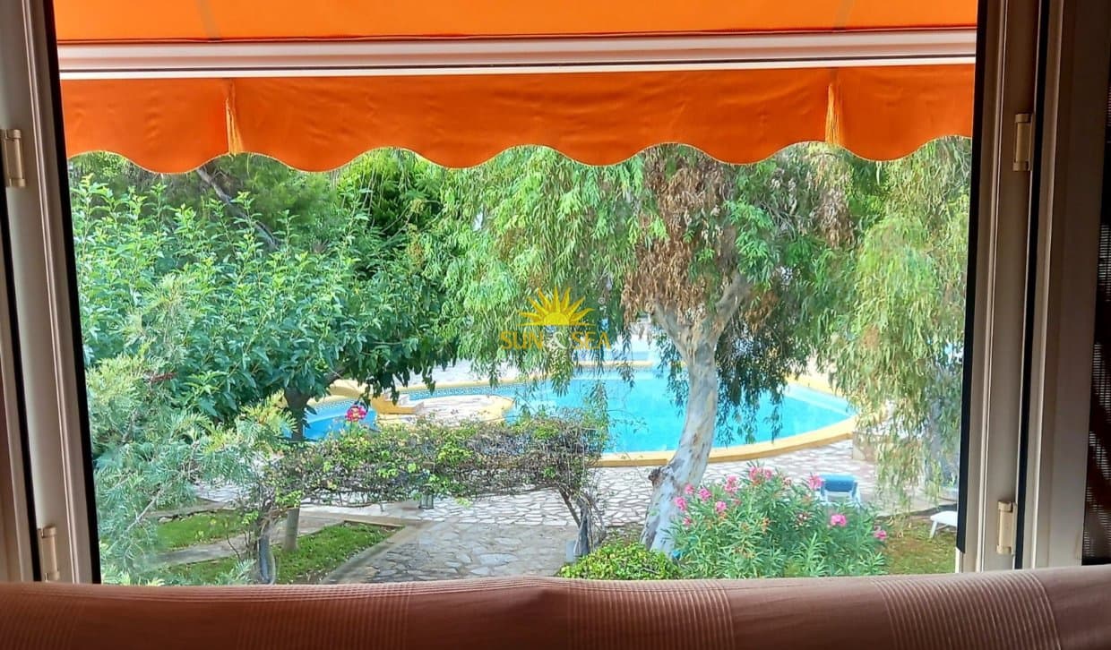 2 quarto Apartamento para arrendamento para férias em Denia com piscina Garagem - 1 100 € (Ref: 10101190)