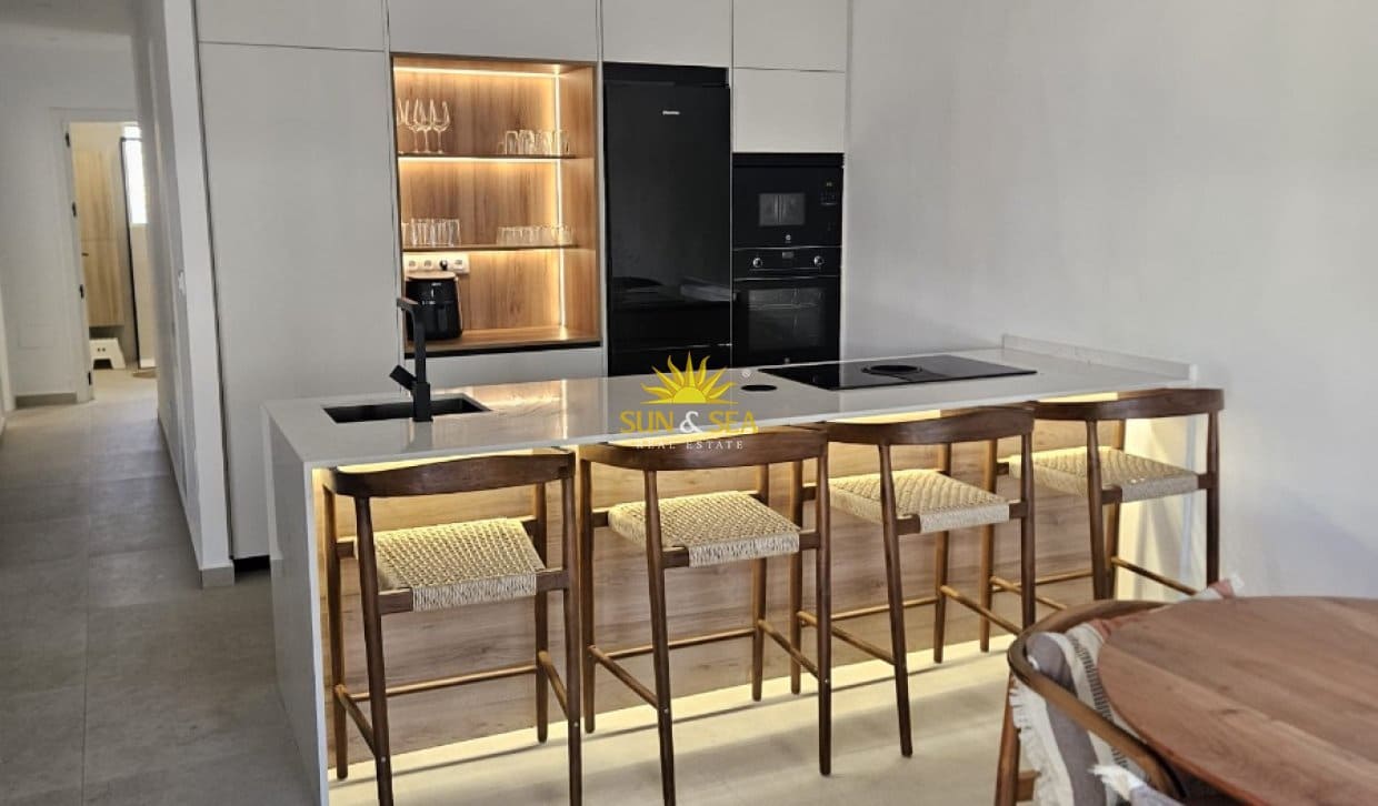 3 soverom Villa til salgs i Torre de la Horadada med svømmebasseng garasje - € 1 300 (Ref: 10101191)