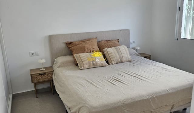 3 soverom Villa til salgs i Torre de la Horadada, Pilar de la Horadada - € 1 300 (Ref: 10101191)