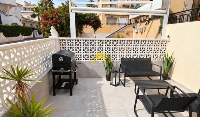 4 camera da letto Appartamento da affitare come casa vacanza in Aguas Nuevas, Torrevieja con piscina garage - 1.400 € (Rif: 10103549)
