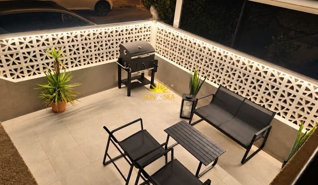 4 camera da letto Appartamento da affitare come casa vacanza in Aguas Nuevas, Torrevieja con piscina garage - 1.400 € (Rif: 10103549)