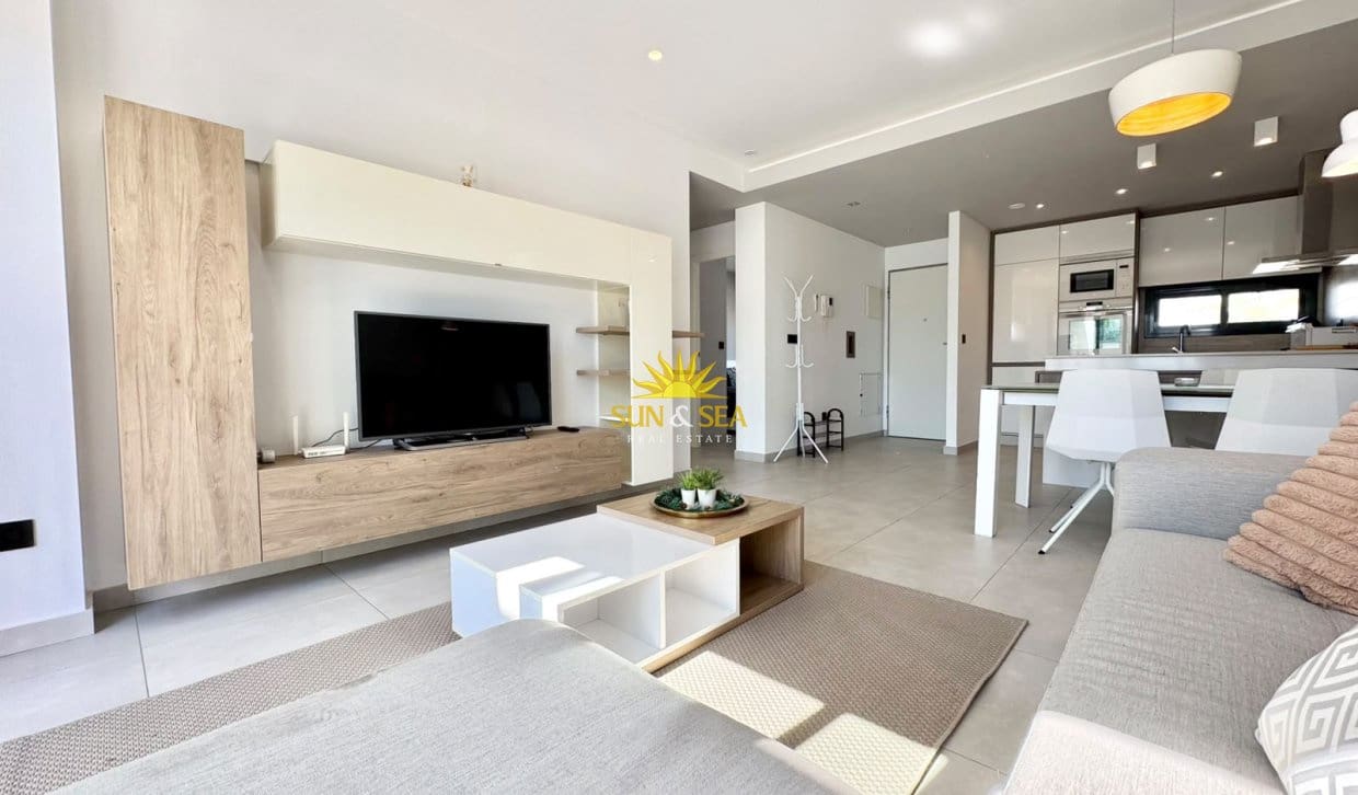 2 soverom Penthouse til leie i Guardamar del Segura med svømmebasseng - € 1 500 (Ref: 10103550)
