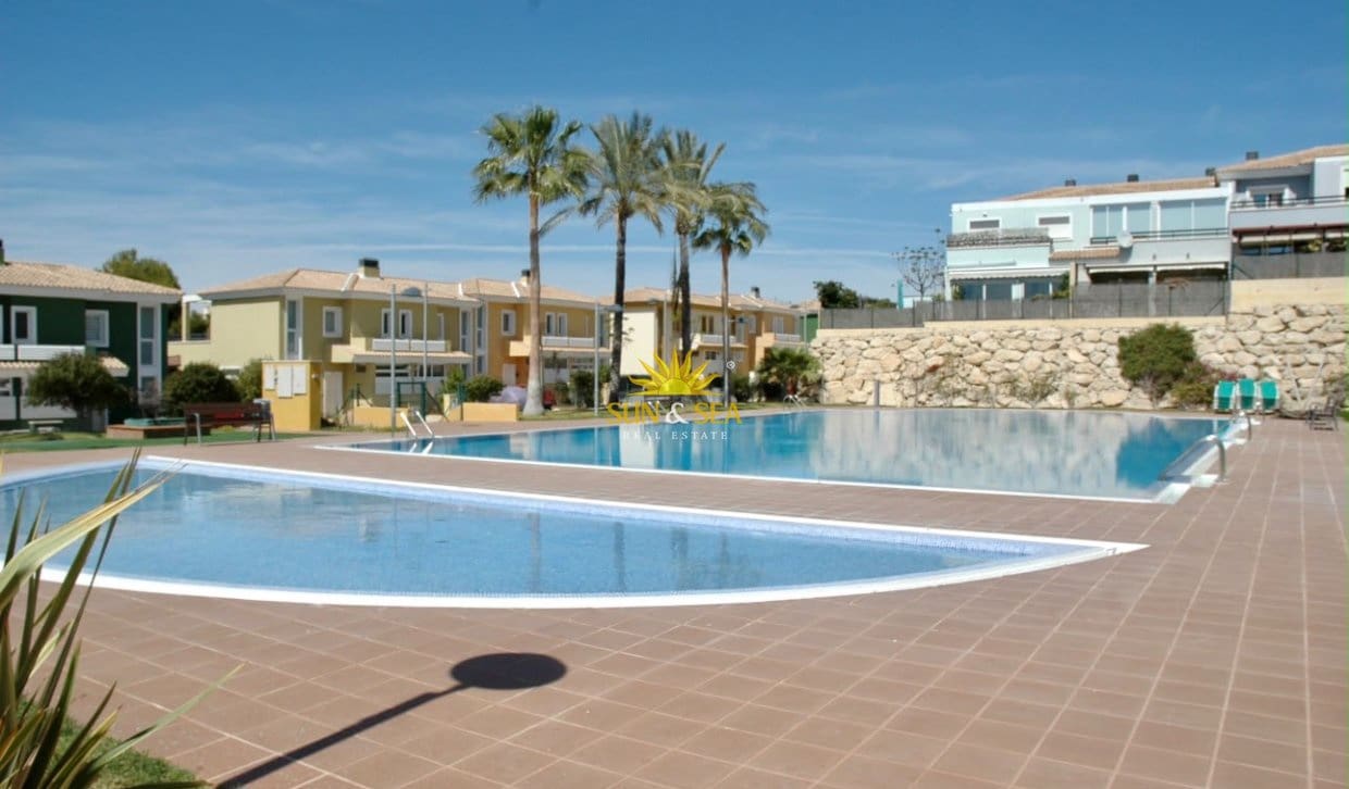 3 bedroom Semi-detached Villa for holiday rental in Muchamiel / Mutxamel with pool garage - € 1,600 (Ref: 10104311)