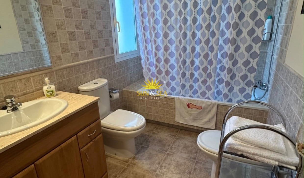 3 bedroom Semi-detached Villa for holiday rental in Muchamiel / Mutxamel with pool garage - € 1,600 (Ref: 10104311)