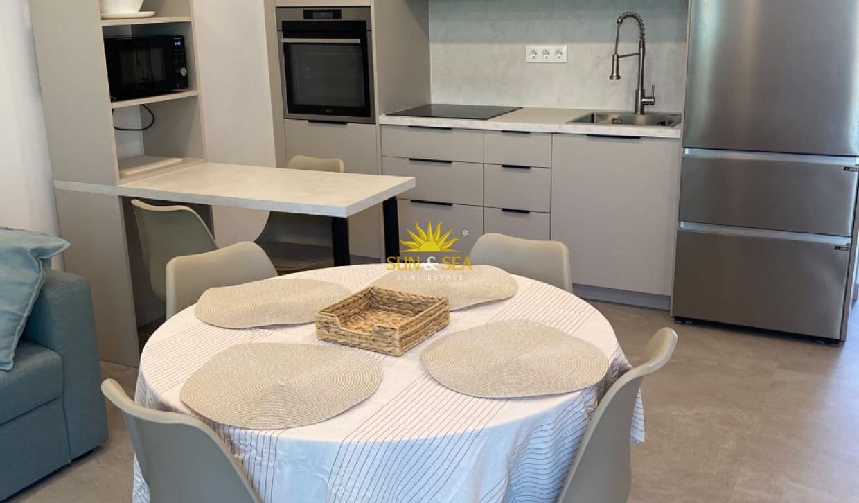 1 bedroom Apartment for rent in Los Alcazares - € 900 (Ref: 10104313)