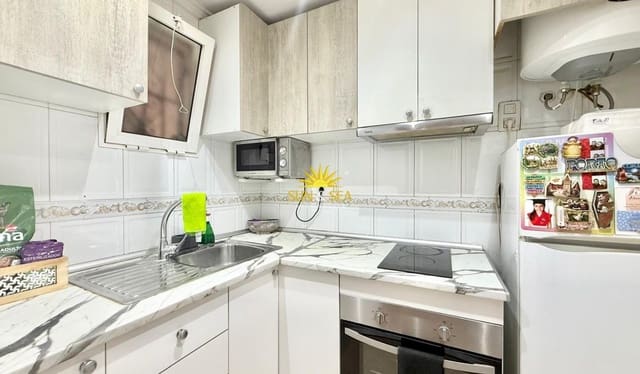 2 sovrum Lägenhet att hyra i El Molino, Torrevieja med pool - 800 € (Ref: 10104314)