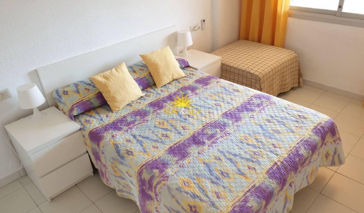 1 quarto Apartamento para arrendar em Calpe / Calp com piscina garagem - 1 100 € (Ref: 10106472)
