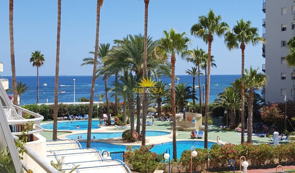 1 quarto Apartamento para arrendar em Calpe / Calp com piscina garagem - 1 100 € (Ref: 10106472)
