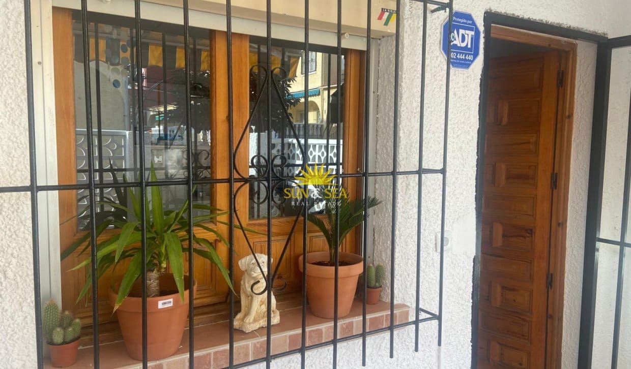 2 soverom Leilighet til leie i San Fulgencio - € 900 (Ref: 10106473)