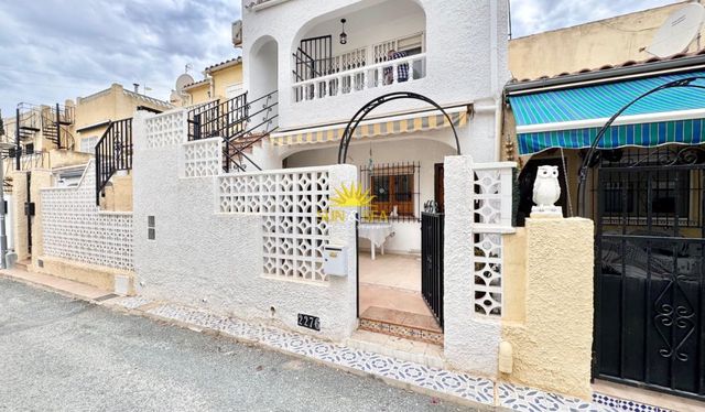 2 makuuhuone Huoneisto vuokrattavana paikassa San Fulgencio - 900 € (Ref: 10106473)