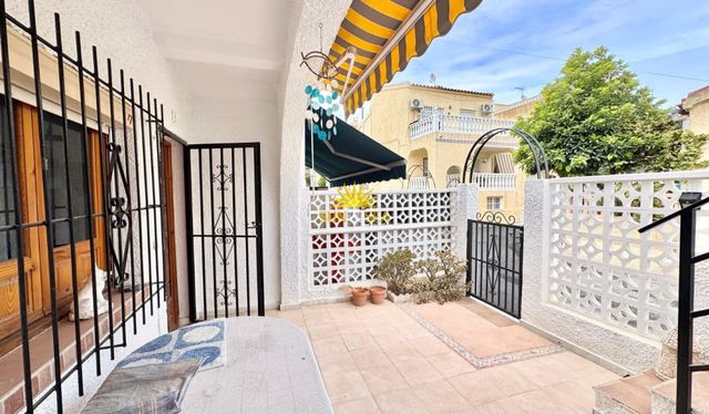 2 makuuhuone Huoneisto vuokrattavana paikassa San Fulgencio - 900 € (Ref: 10106473)