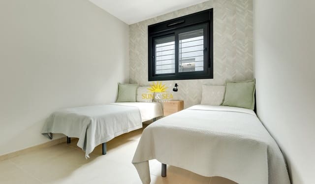 2 soverom Penthouse til salgs i Playa Flamenca, Orihuela med svømmebasseng garasje - € 2 500 (Ref: 10112152)