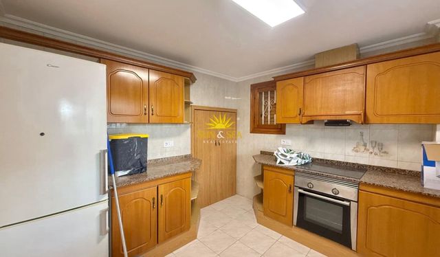 3 bedroom Villa for sale in Playa Tamarit - Playa Lissa, Santa Pola with garage - € 375,000 (Ref: 10113302)