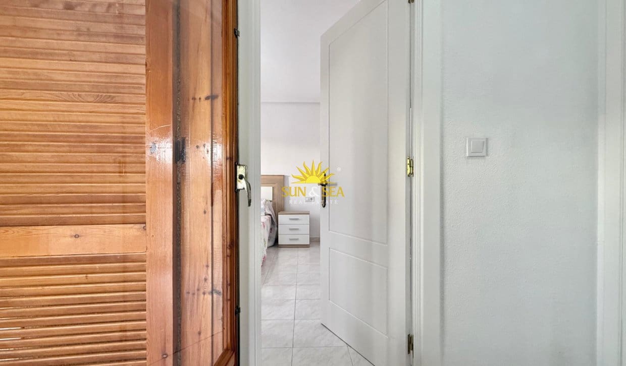 3 Zimmer Villa zu verkaufen in Santa Pola mit Garage - 375.000 € (Ref: 10113302)