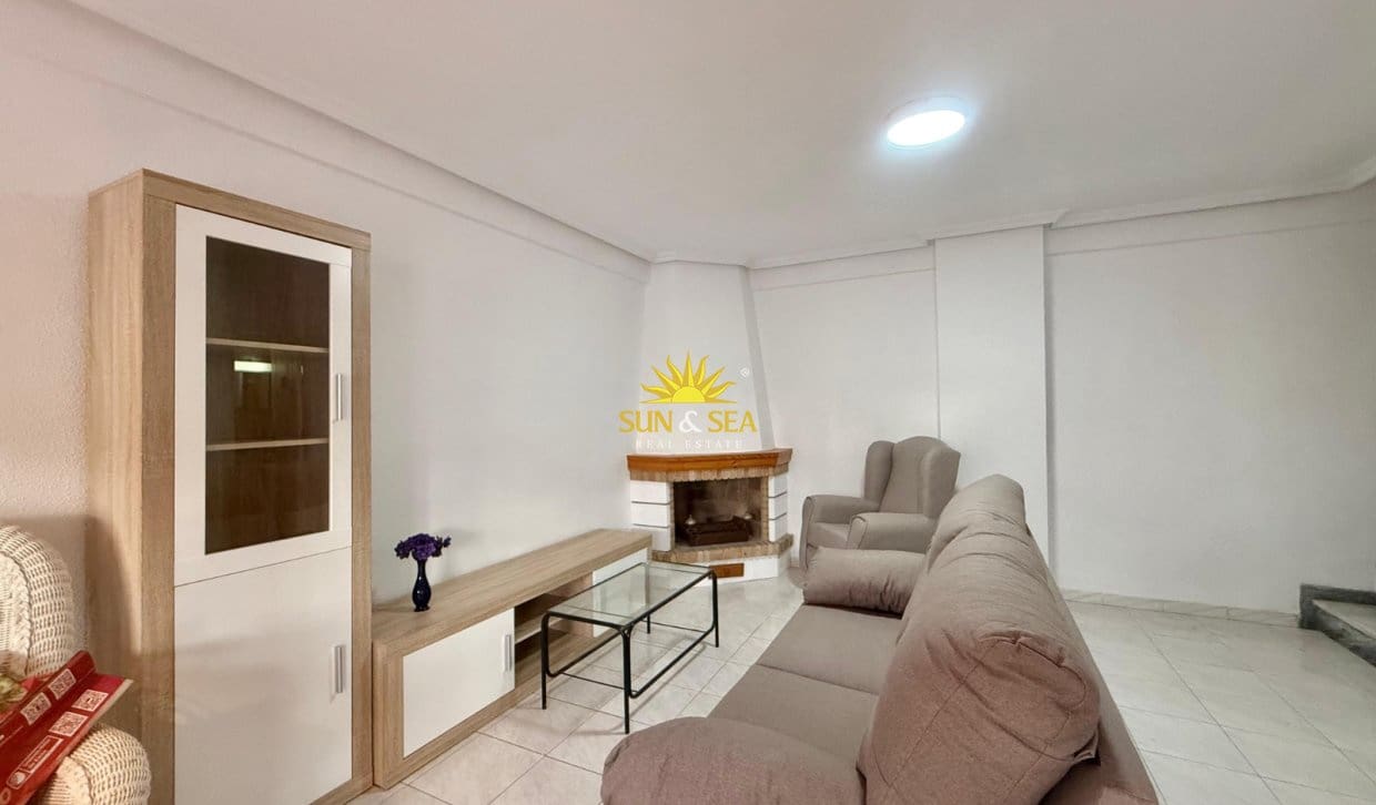 3 Zimmer Villa zu verkaufen in Santa Pola mit Garage - 375.000 € (Ref: 10113302)