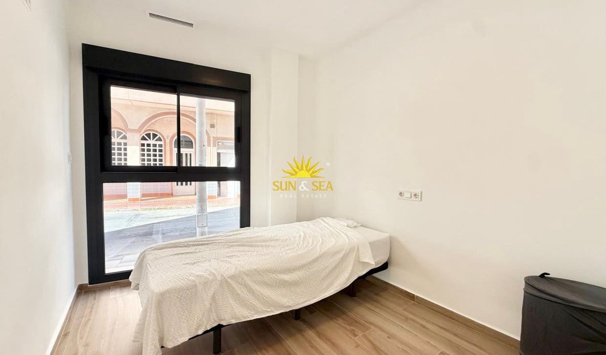2 bedroom Apartment for rent in La Mata - € 1,000 (Ref: 10117110)