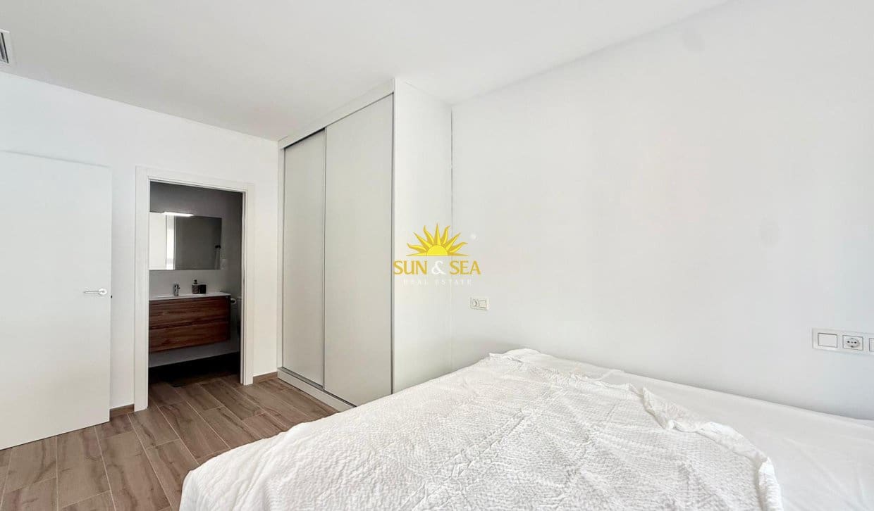 2 bedroom Apartment for rent in La Mata - € 1,000 (Ref: 10117110)