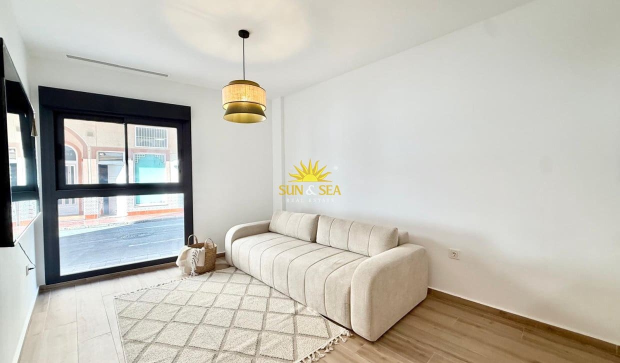 2 bedroom Apartment for rent in La Mata - € 1,000 (Ref: 10117110)