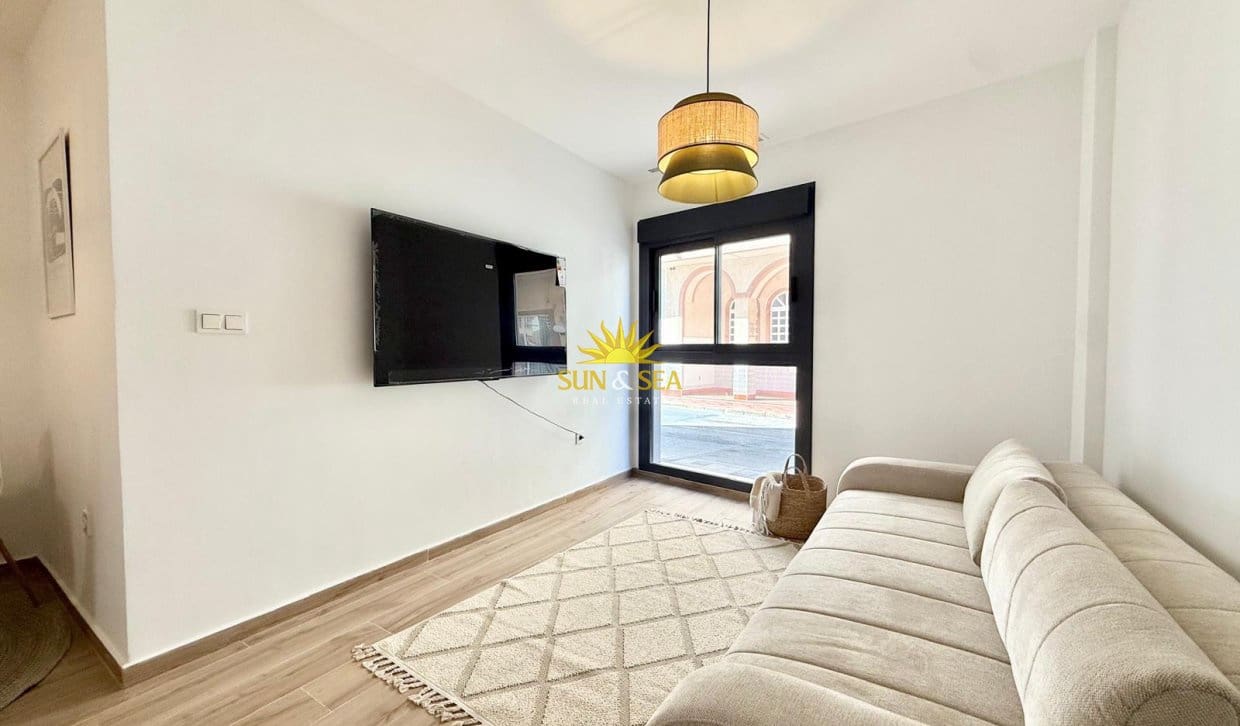 2 bedroom Apartment for rent in La Mata - € 1,000 (Ref: 10117110)