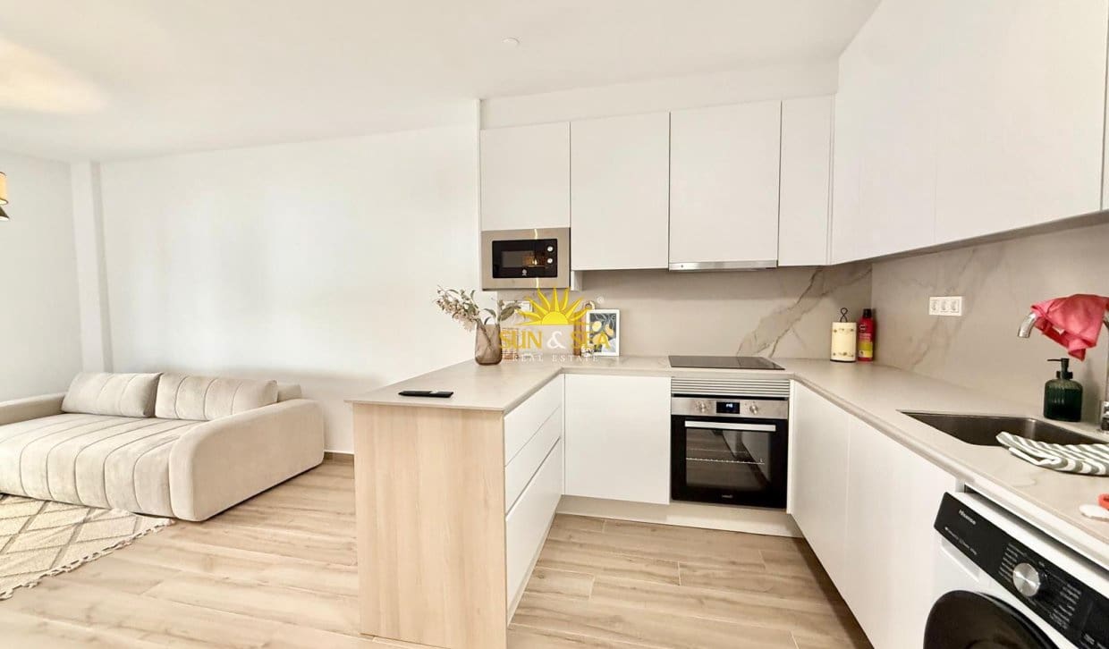 2 bedroom Apartment for rent in La Mata - € 1,000 (Ref: 10117110)