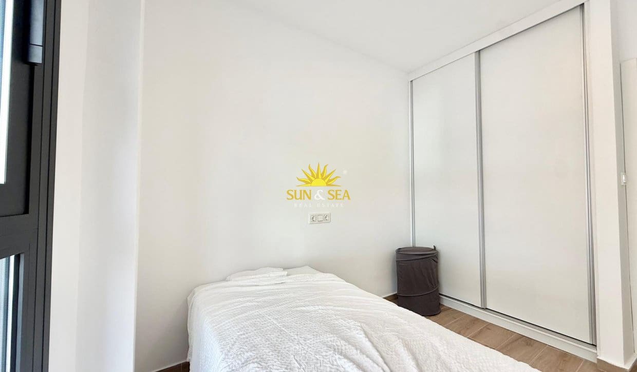 2 bedroom Apartment for rent in La Mata - € 1,000 (Ref: 10117110)