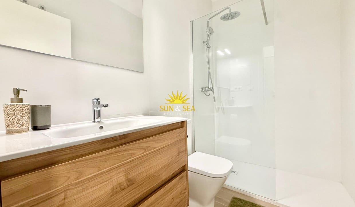 2 bedroom Apartment for rent in La Mata - € 1,000 (Ref: 10117110)