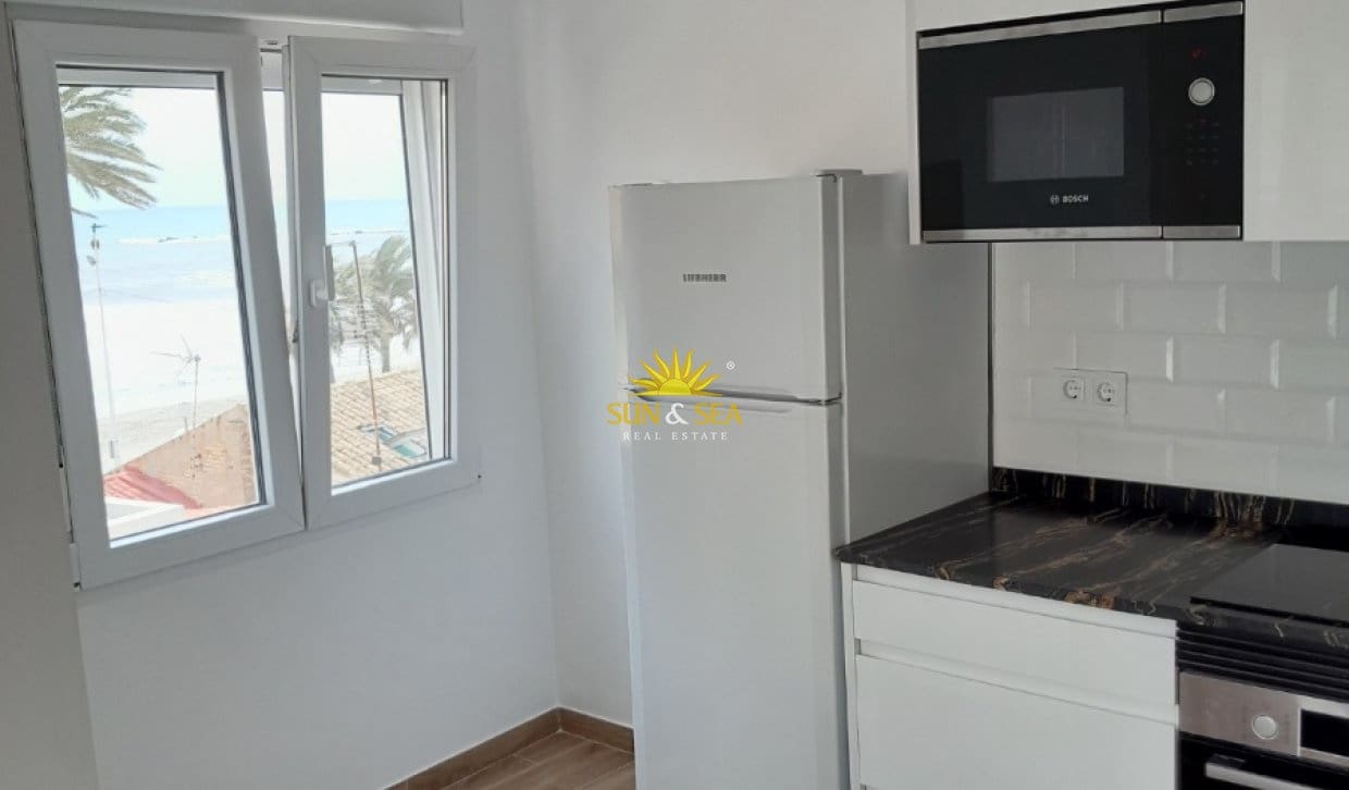 2 bedroom Apartment for rent in El Campello - € 1,075 (Ref: 10118115)
