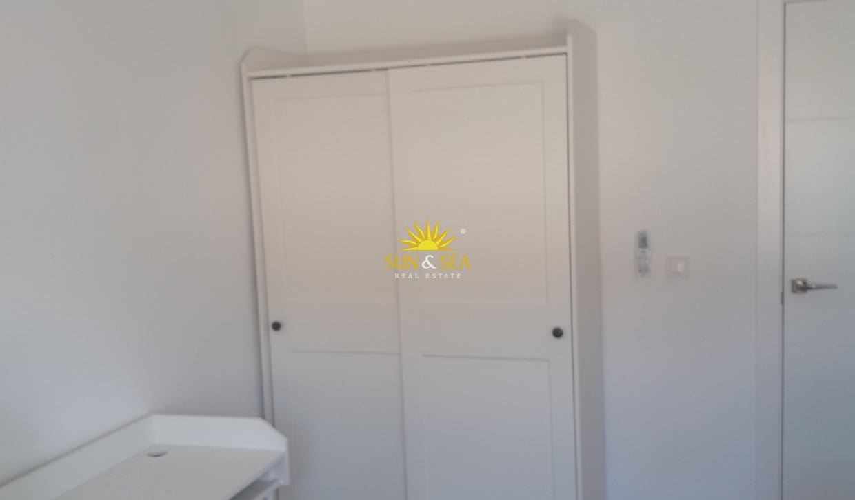 2 bedroom Apartment for rent in El Campello - € 1,075 (Ref: 10118115)