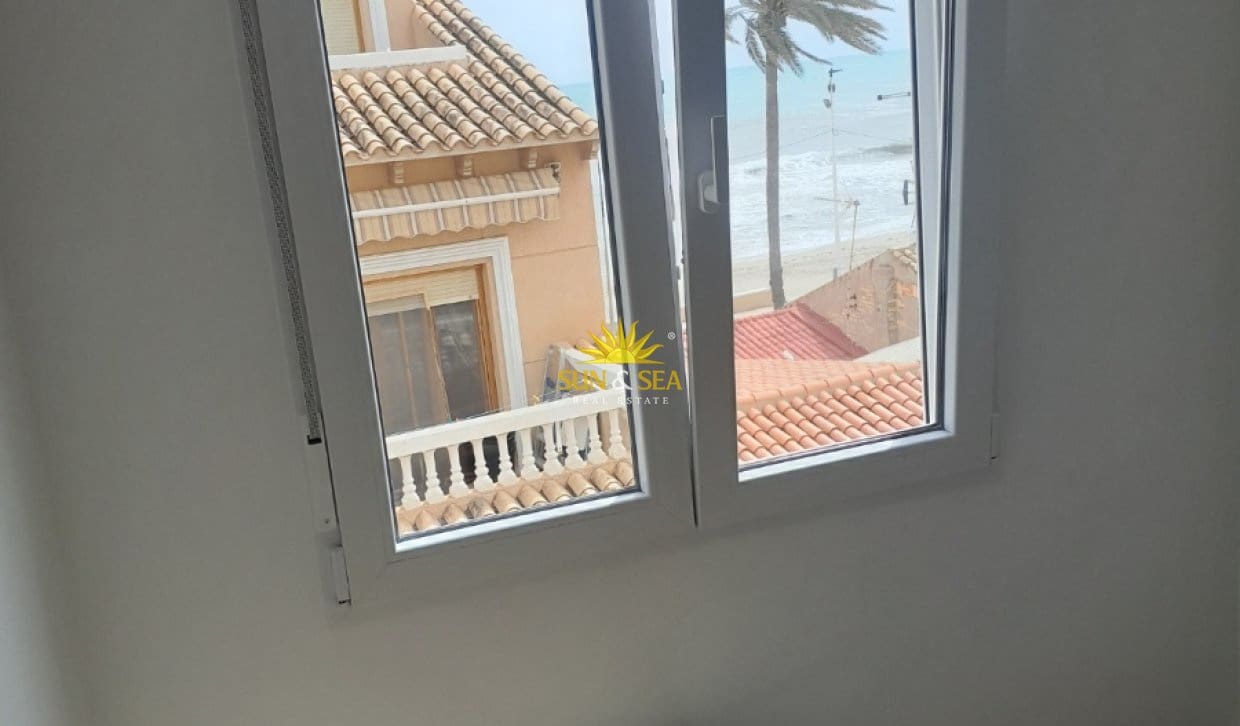 2 bedroom Apartment for rent in El Campello - € 1,075 (Ref: 10118115)
