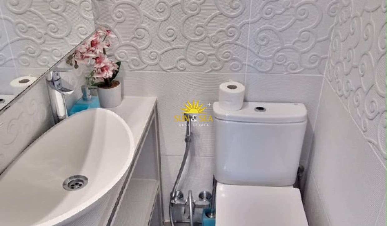 3 bedroom Apartment for holiday rental in Benidorm with garage - € 1,600 (Ref: 10118116)