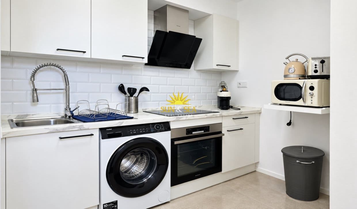 2 bedroom Apartment for rent in Alicante / Alacant city - € 1,375 (Ref: 10118117)