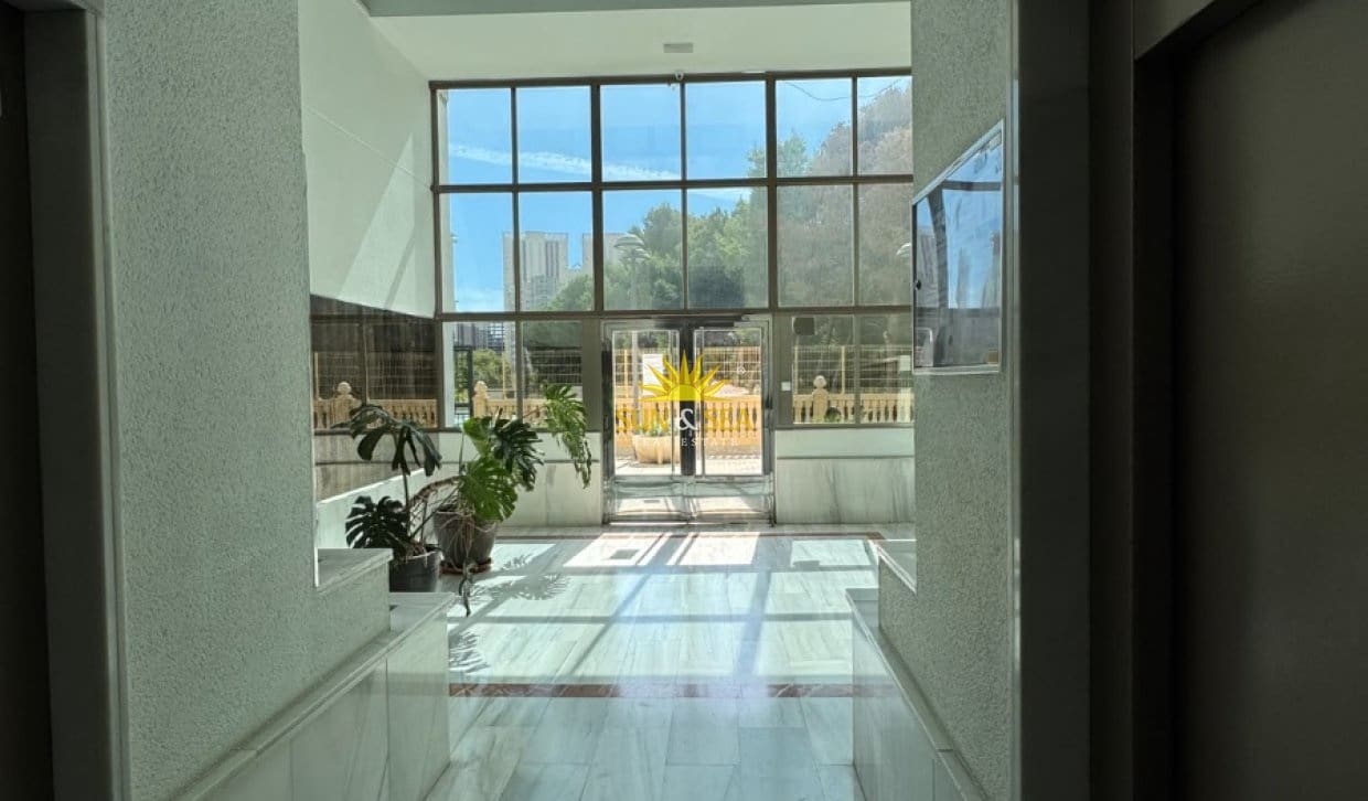2 bedroom Apartment for holiday rental in La Villajoyosa / Vila Joiosa with pool garage - € 1,700 (Ref: 10118119)