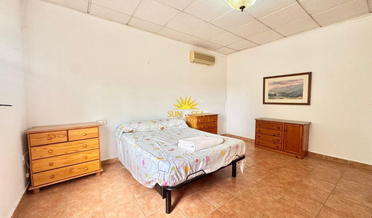 3 bedroom Apartment for rent in Dolores - € 900 (Ref: 10120552)