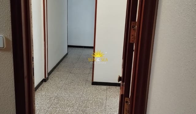 4 bedroom Apartment for rent in Florida Alta, Alicante / Alacant city - € 1,240 (Ref: 10120553)