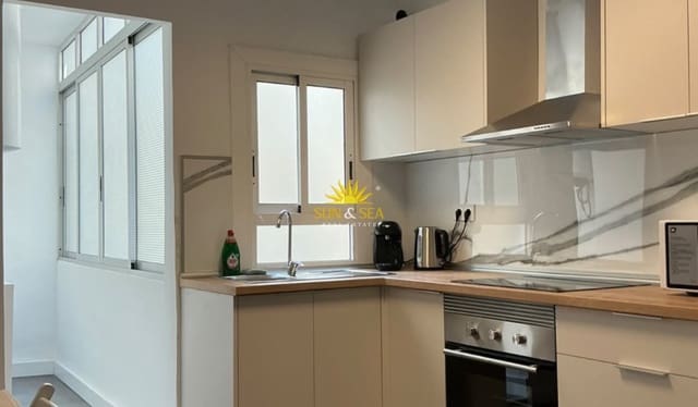 5 soveværelse Lejlighed til leje i Carolinas Altas, Alicante by - € 1.900 (Ref: 10120554)