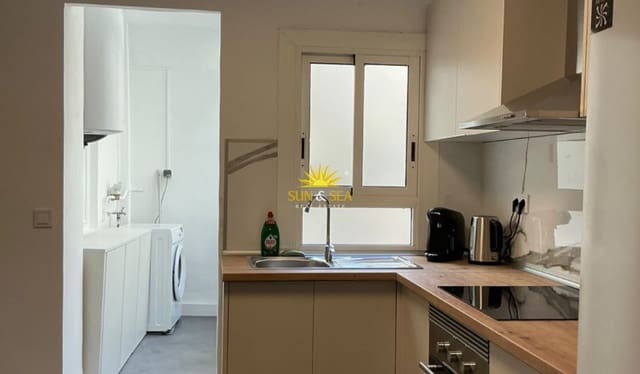 5 soveværelse Lejlighed til leje i Carolinas Altas, Alicante by - € 1.900 (Ref: 10120554)