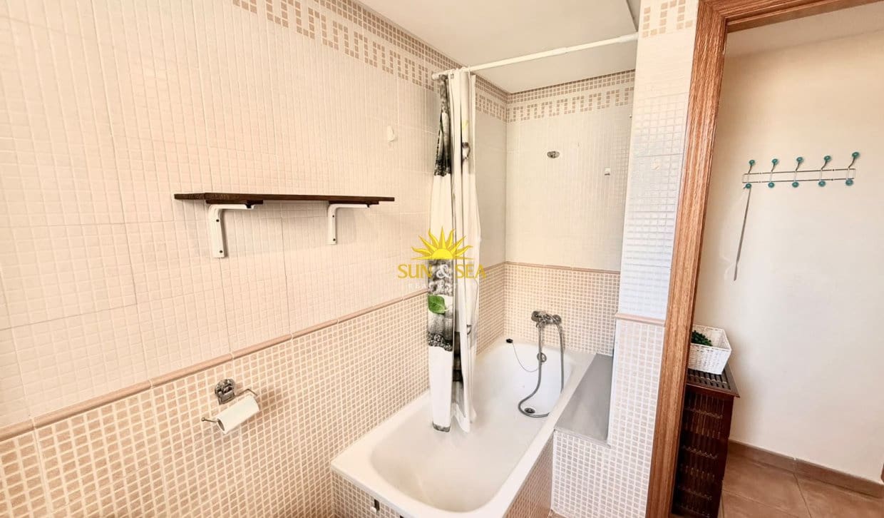 1 bedroom Apartment for rent in Albir with pool garage - € 1,100 (Ref: 10120774)