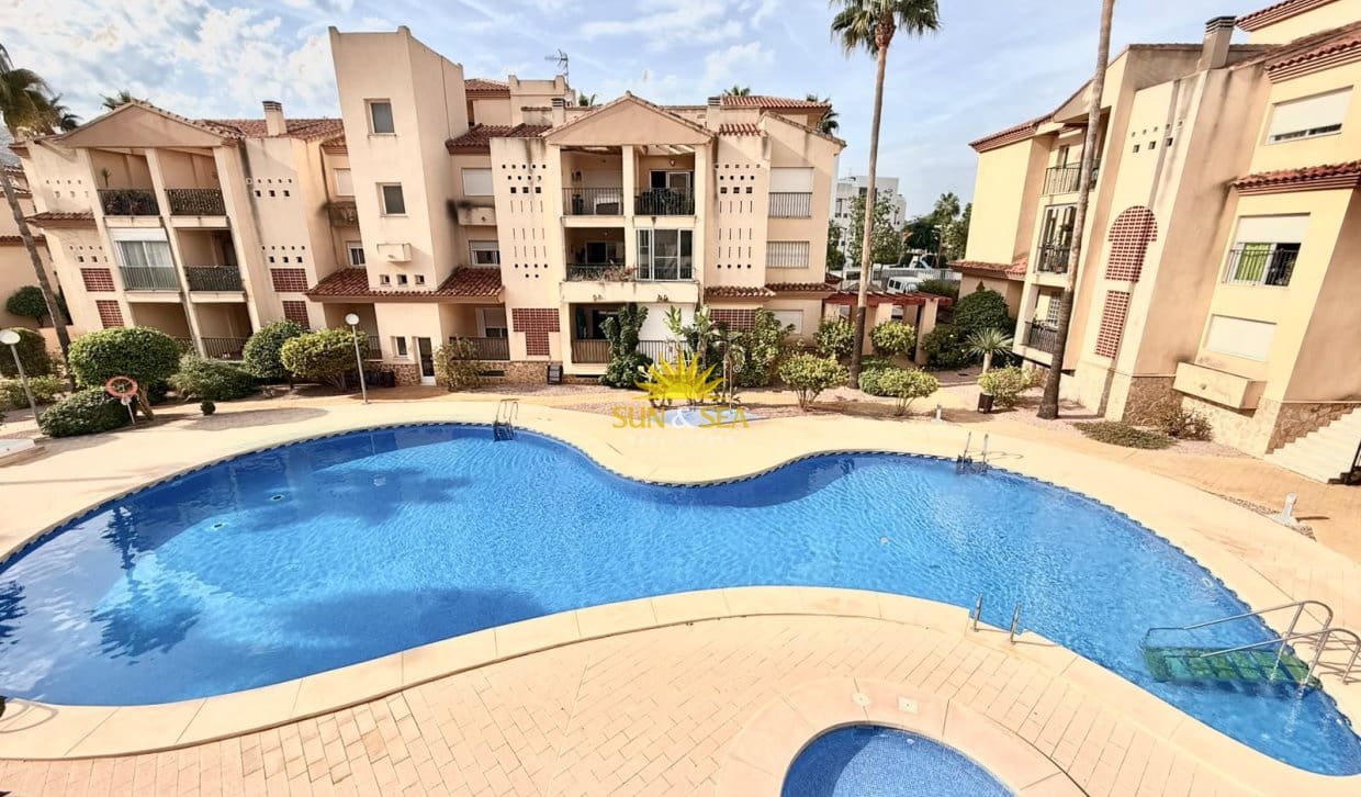 1 bedroom Apartment for rent in Albir with pool garage - € 1,100 (Ref: 10120774)