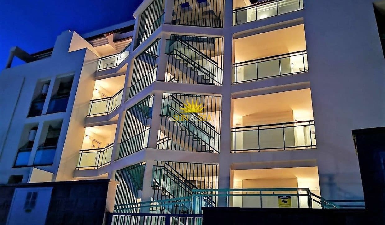 2 soverom Leilighet til leie i Denia med svømmebasseng garasje - € 1 100 (Ref: 10120775)