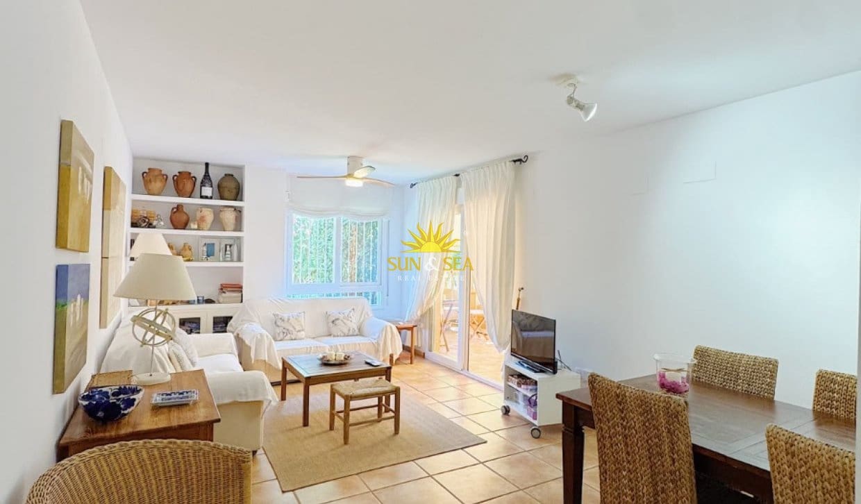 3 sypialnia Apartament na kwatery wakacyjne w Javea / Xabia z basenem garażem - 1 700 € (Ref: 10120903)