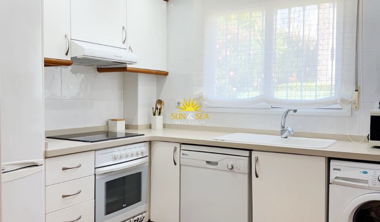 3 sypialnia Apartament na kwatery wakacyjne w Javea / Xabia z basenem garażem - 1 700 € (Ref: 10120903)