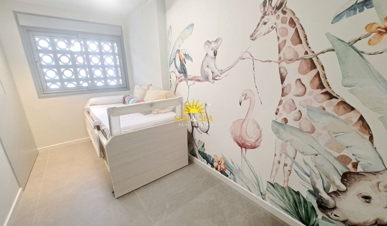 3 soverom Leilighet til salgs i Alicante by med svømmebasseng garasje - € 1 600 (Ref: 10120905)