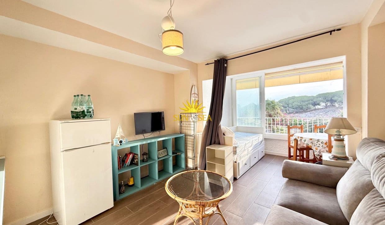 1 quarto Apartamento para arrendar em Guardamar del Segura - 650 € (Ref: 10121067)