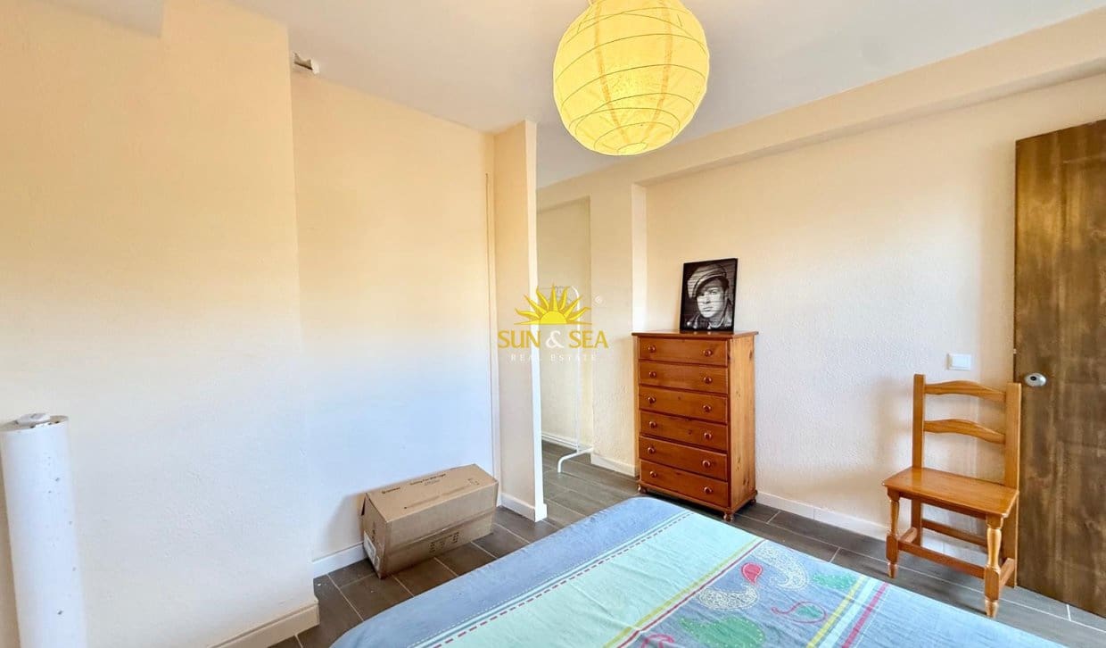 1 quarto Apartamento para arrendar em Guardamar del Segura - 650 € (Ref: 10121067)