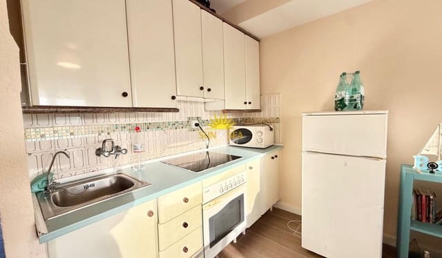 1 quarto Apartamento para arrendar em El Moncayo - El Pòrtic, Guardamar del Segura - 650 € (Ref: 10121067)