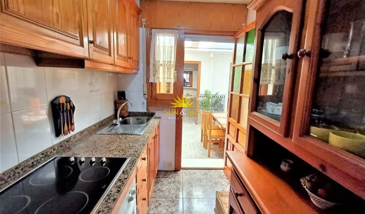 Pareado de 3 habitaciones en Santiago de la Ribera en alquiler - 900 € (Ref: 10121068)