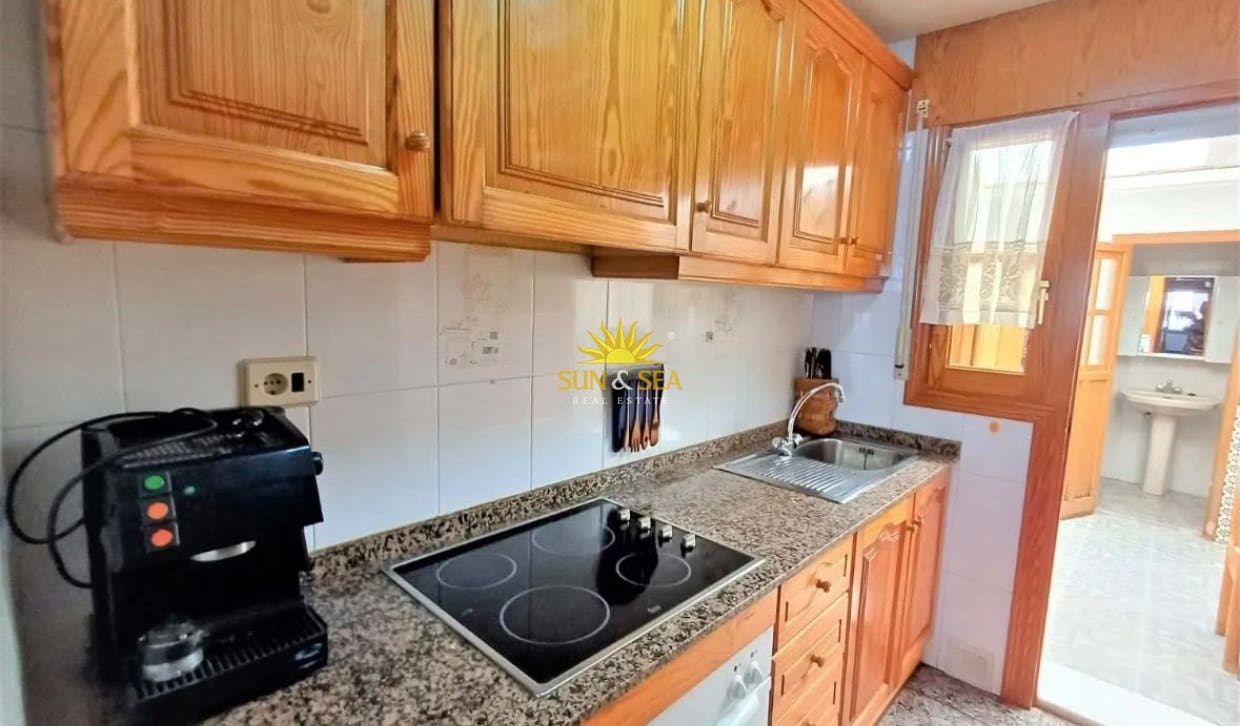 Pareado de 3 habitaciones en Santiago de la Ribera en alquiler - 900 € (Ref: 10121068)