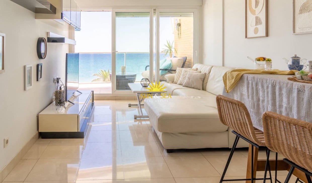 2 soverom Leilighet til salgs i El Campello med garasje - € 1 600 (Ref: 10124663)