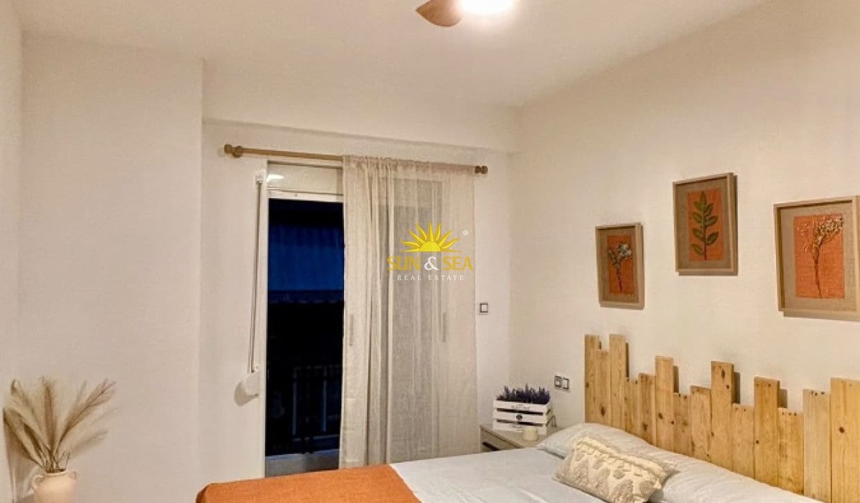 3 camera da letto Appartamento da affittare in Alicante citta - 1.100 € (Rif: 10125020)